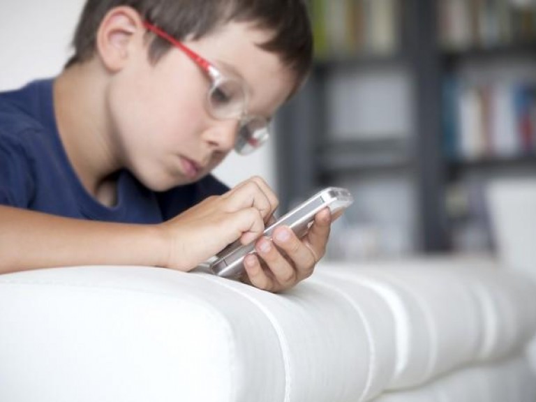 Alfabetização: aplicativos de celular e tablets ajudam no processo?CESD - Centro Síndrome de Down