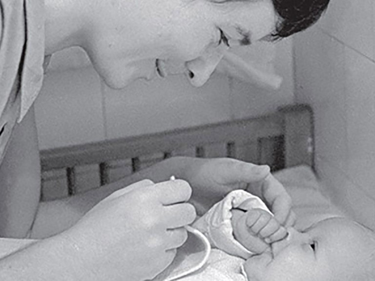 Educar criança de 0 a 3 anos exige sensibilidade e delicadezaCESD - Centro Síndrome de Down