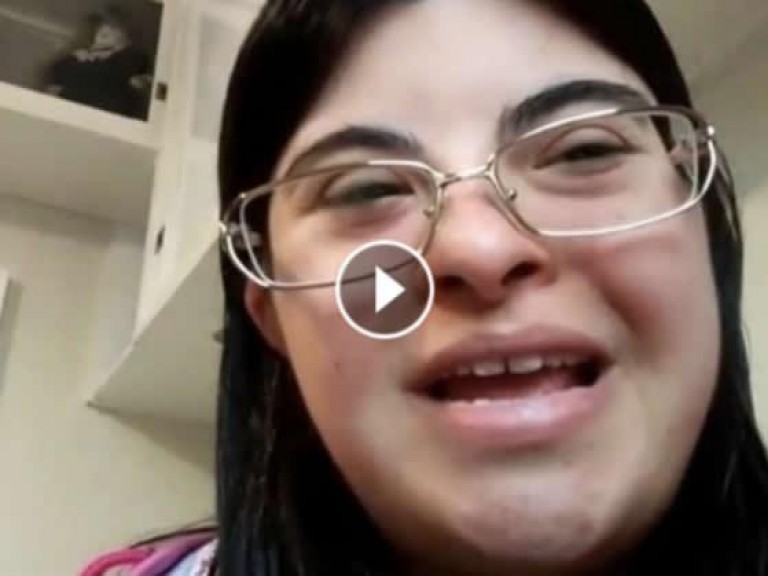 Geração 21 faz homenagem ao Dia das mãesCESD - Centro Síndrome de Down