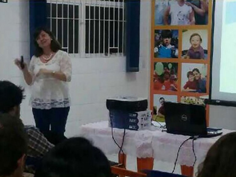 Palestra Doutora Sandra Lazzari 23/05CESD - Centro Síndrome de Down